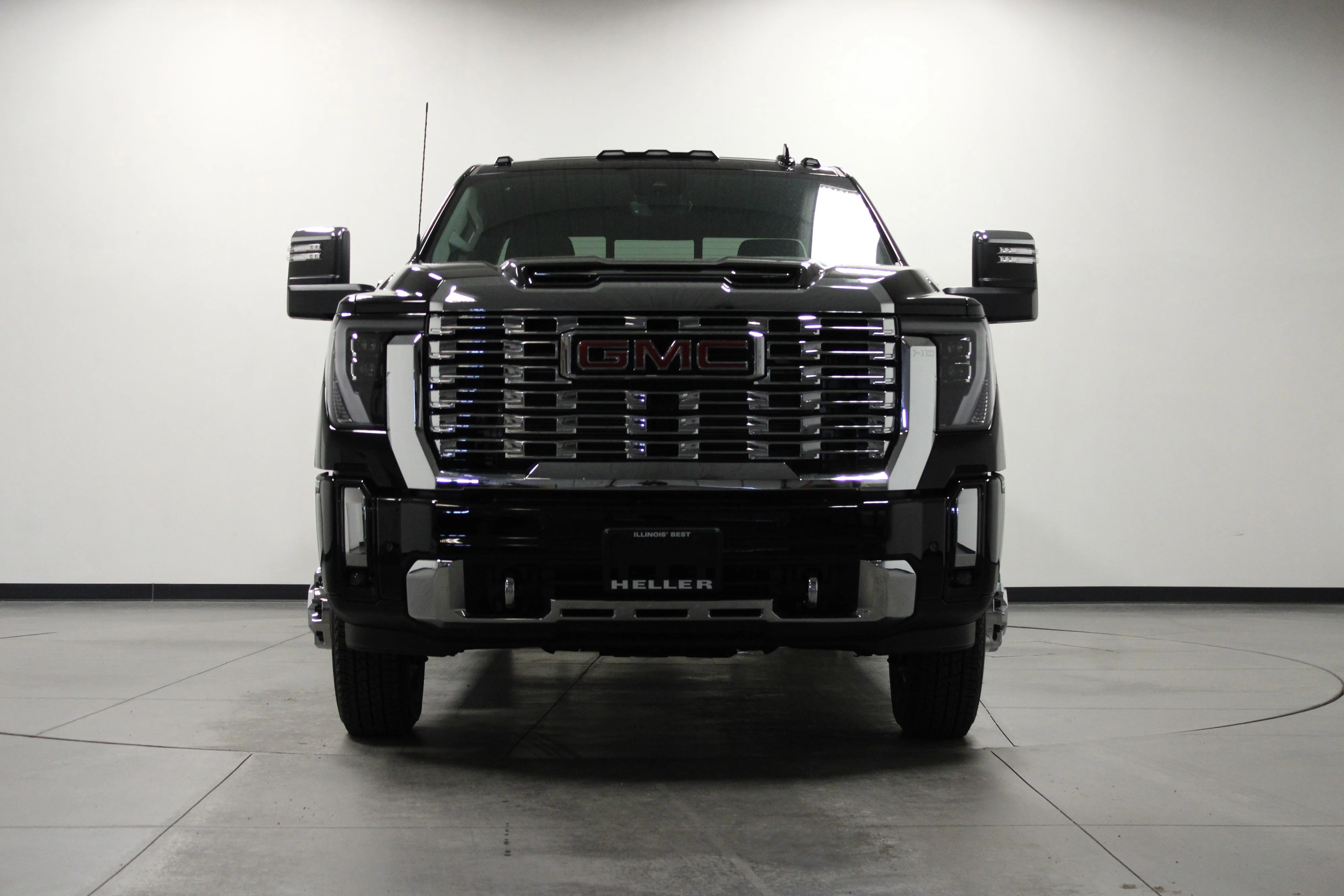 New 2026 Onyx Black GMC Denali DRW image 9