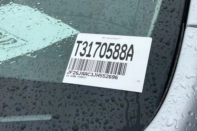 Used 2018 Silver Subaru 2.5i image 8