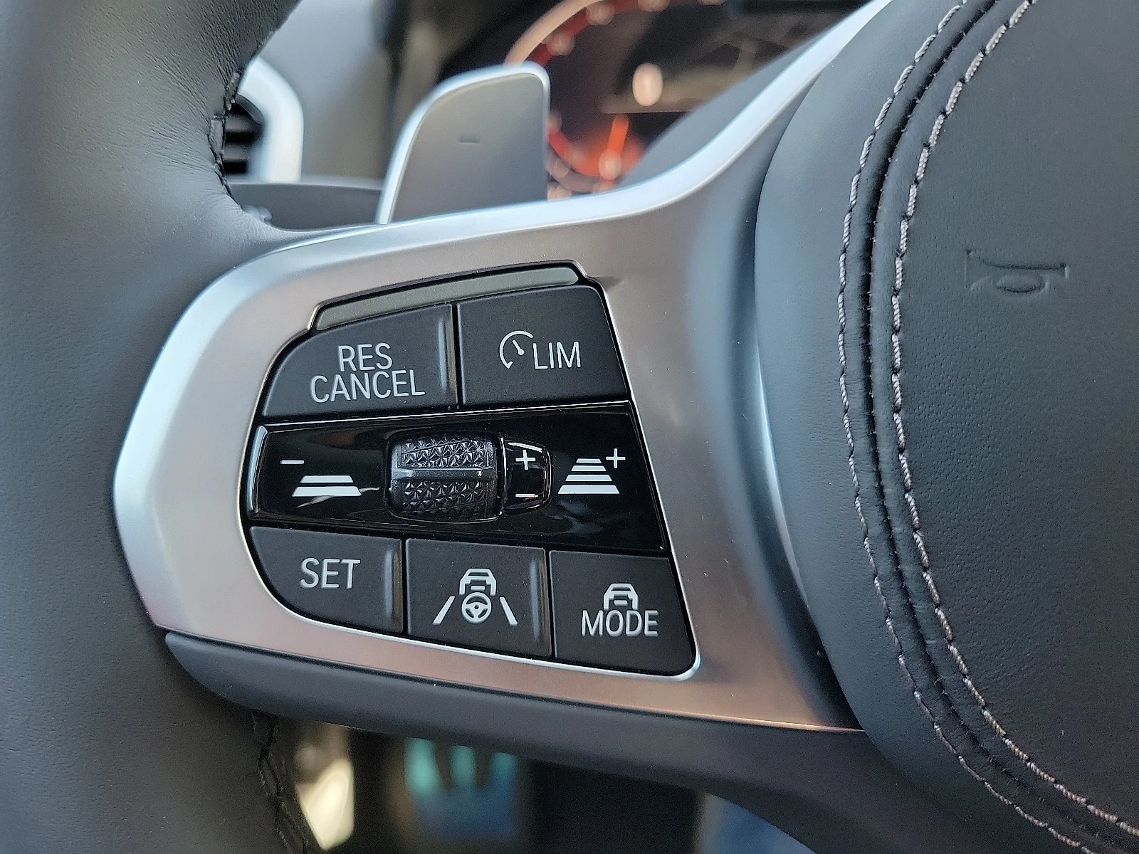New 2026 Dravit Grey Met BMW i xDrive All-Wheel Drive image 20