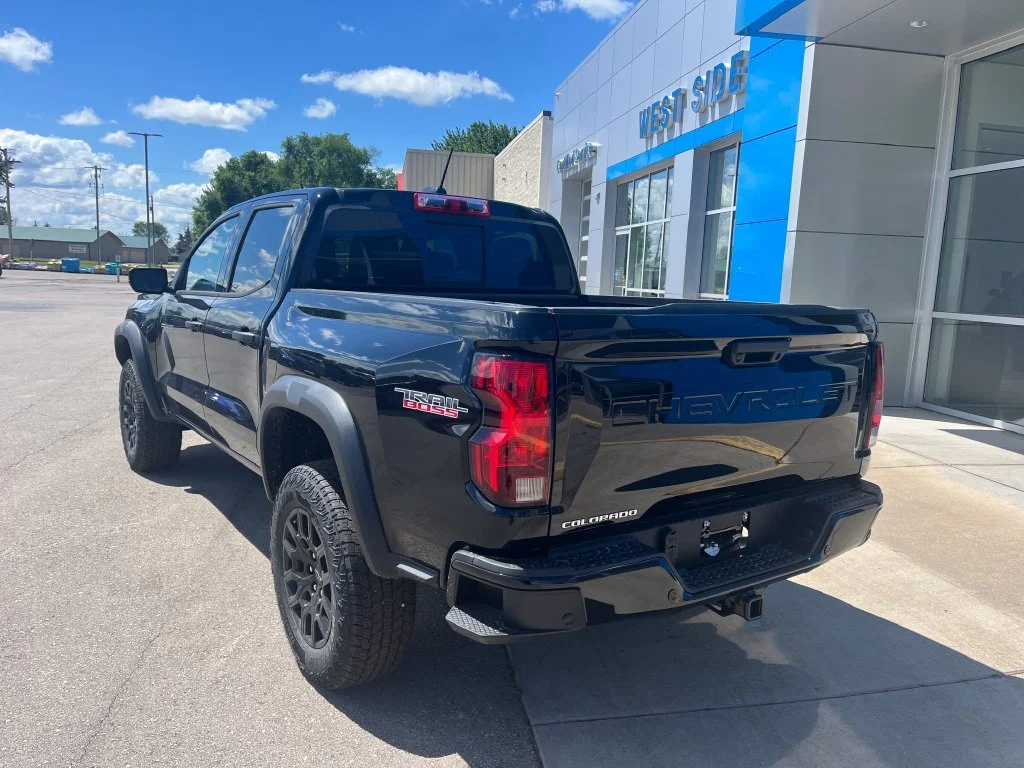 2026 Chevrolet Colorado Trail Boss - Photo 7