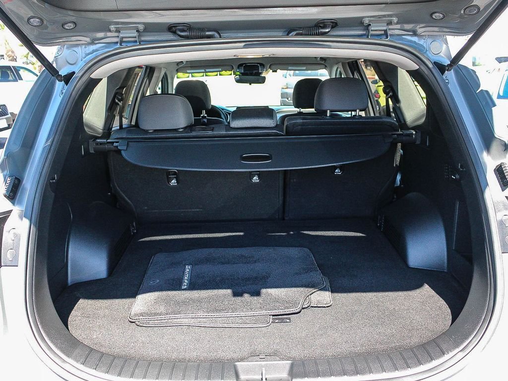 Used 2022 Gray Hyundai SEL image 27