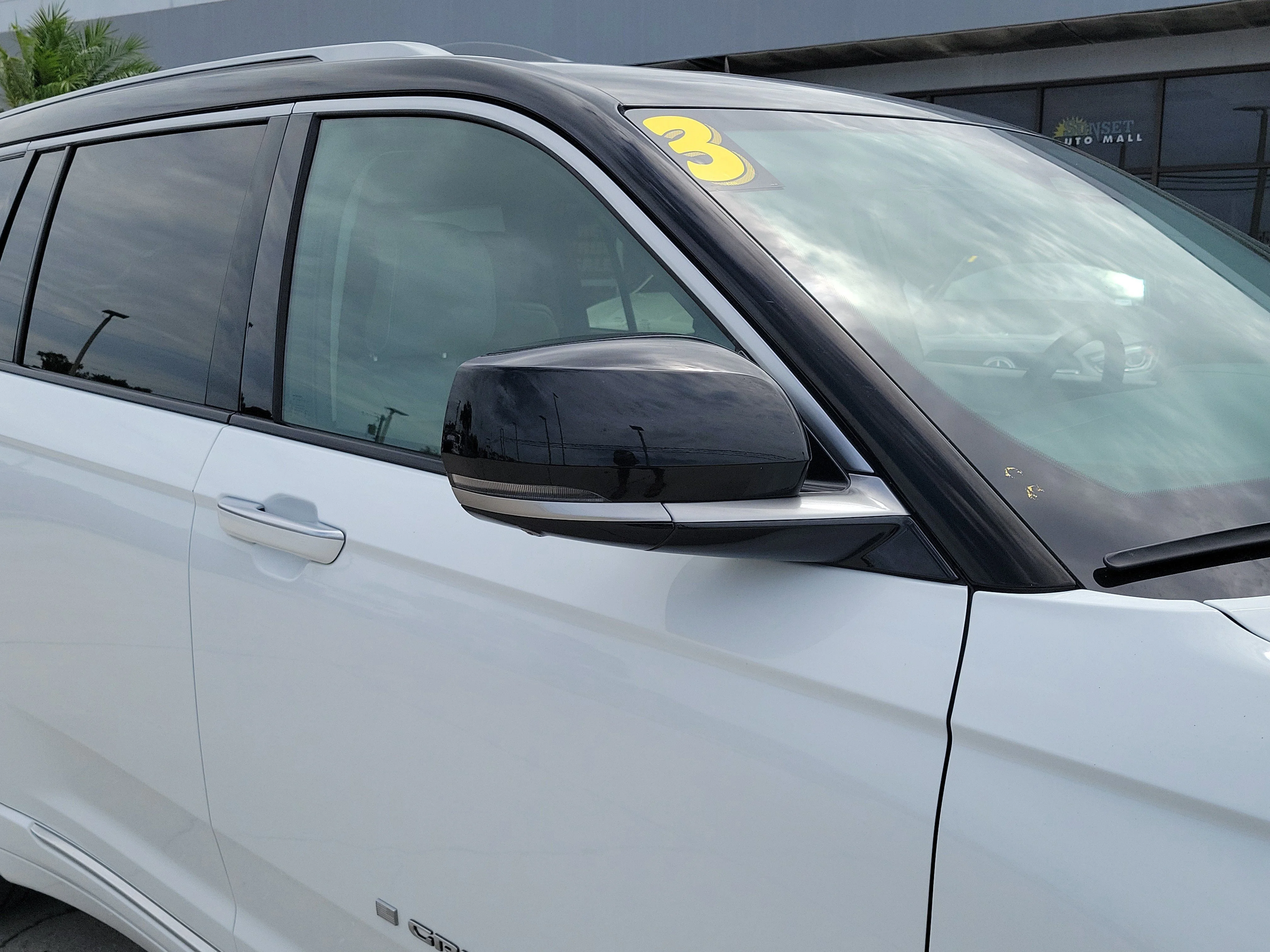 Used 2023 Bright White Clearcoat Jeep Summit image 9