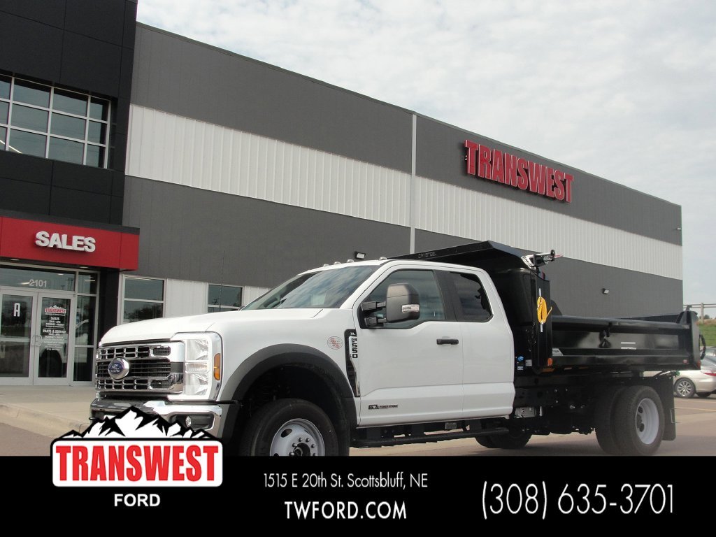 2025 Ford F-550 Super Duty Chassis Cab