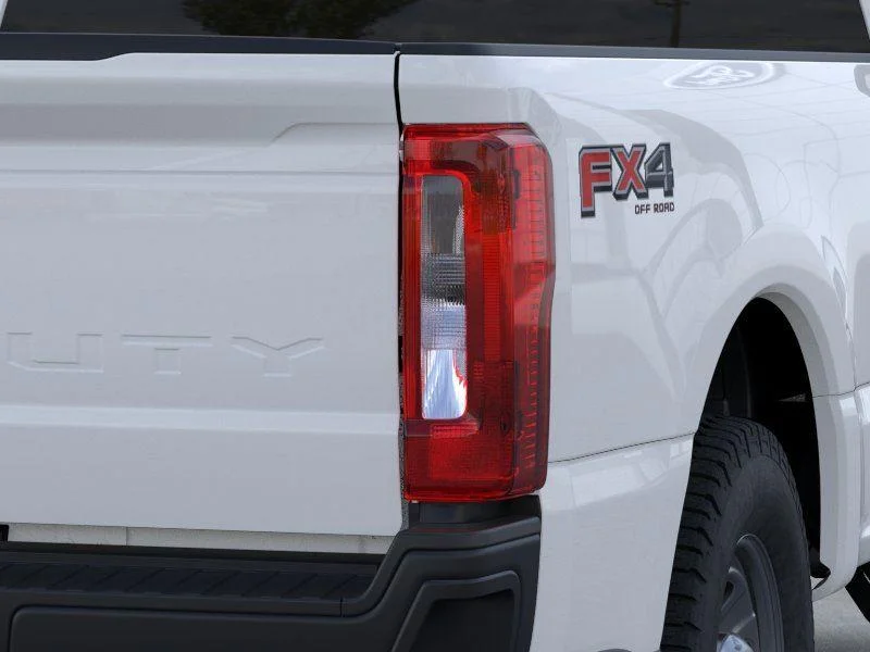 New 2026 Oxford White Ford XL image 21