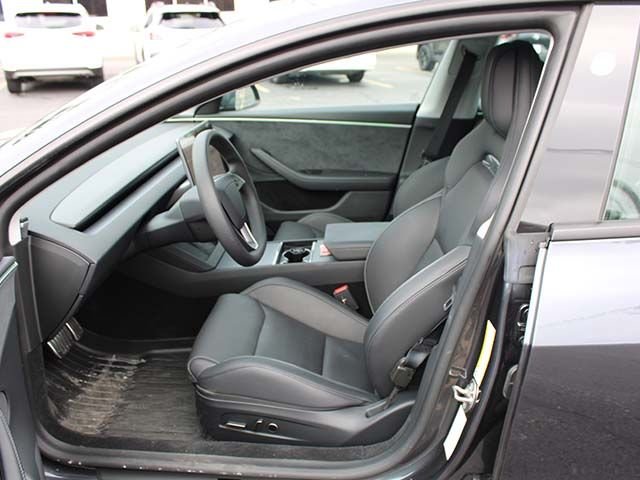 Used 2024  Tesla Performance image 11