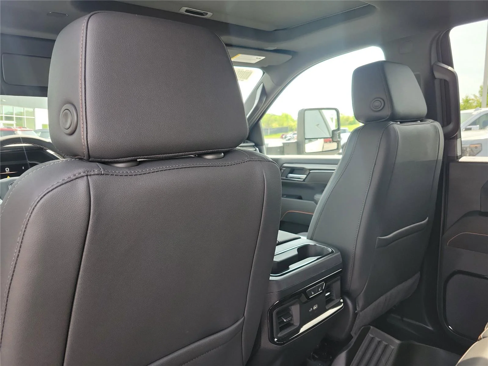 2026 GMC Sierra 2500HD AT4 - Photo 14