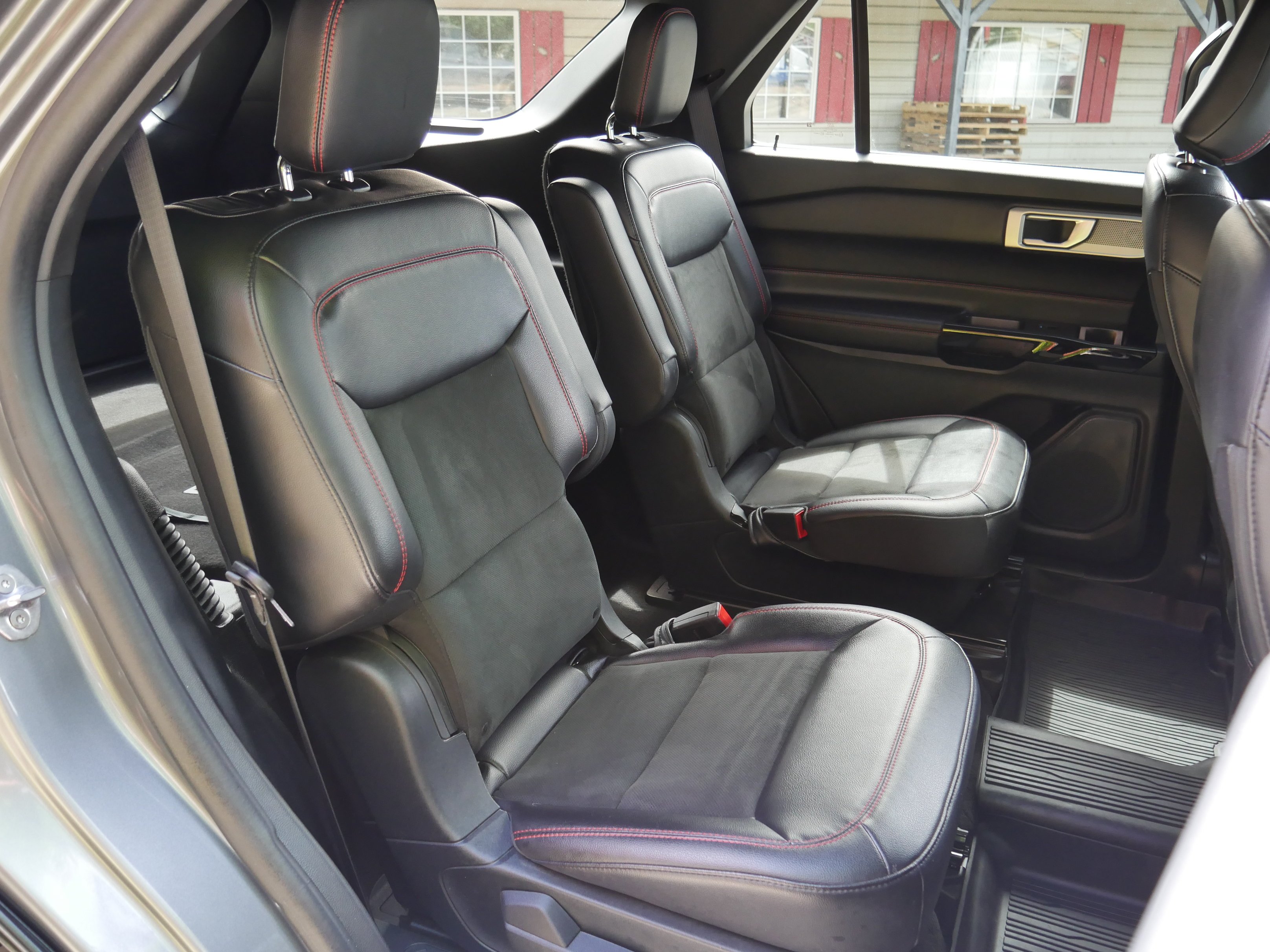 Certified Used 2023 Gray Ford ST-Line image 18