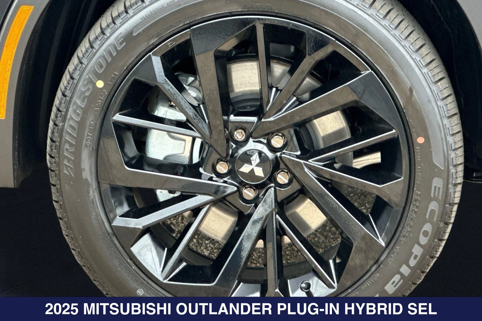 2025 Mitsubishi Outlander Plug-in Hybrid SEL Black Edition - Photo 27