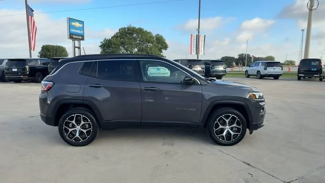 Used 2024 Gray Jeep Limited image 9
