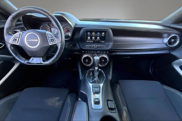 Used 2019 Red Chevrolet 1LT image 7