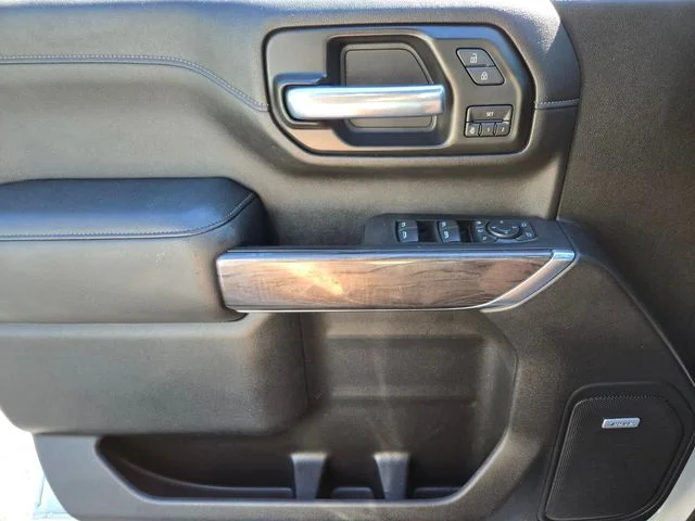 Used 2020 White Chevrolet LTZ image 35