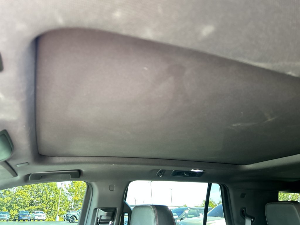 Used 2023 White Chevrolet RST image 23