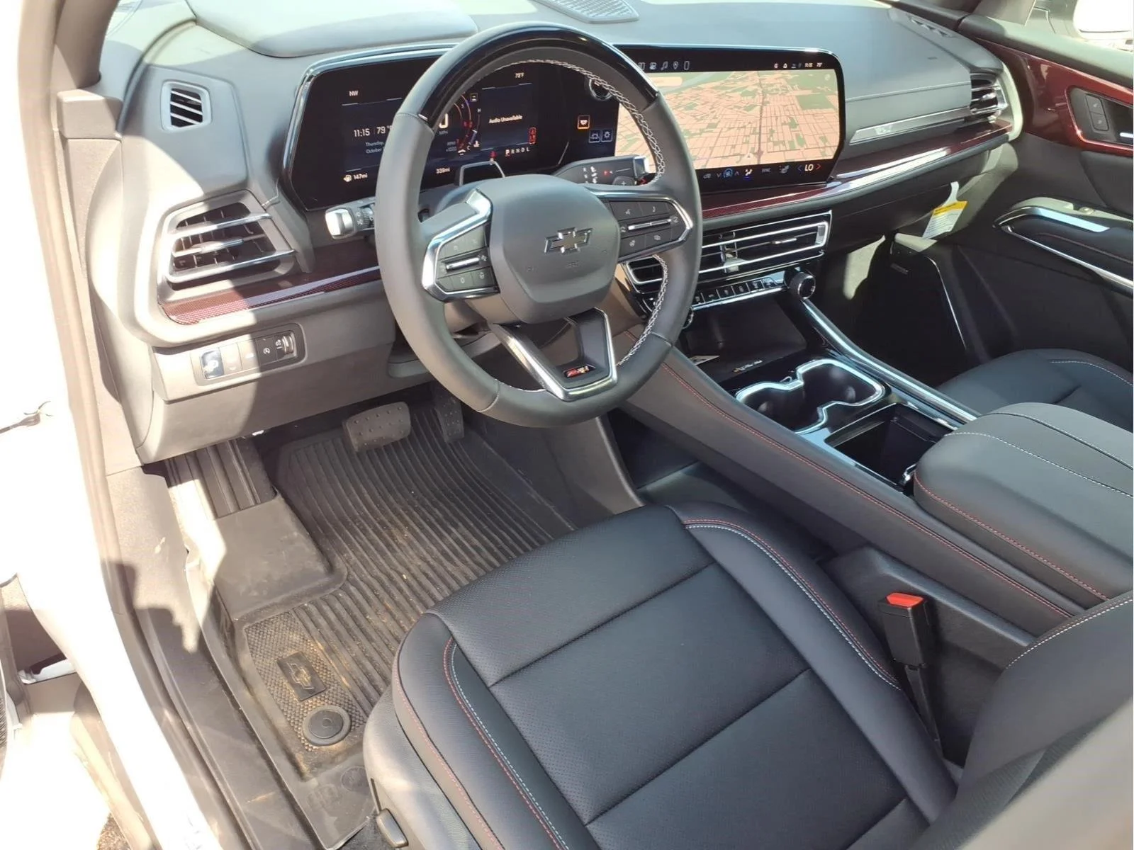 New 2026 Polar White Tricoat Chevrolet Z71 image 16