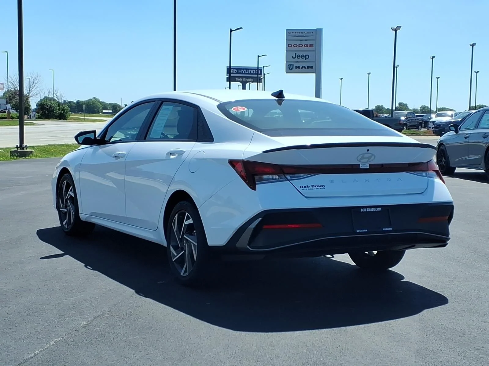Used 2025 Serenity White Pearl Hyundai SEL Sport image 13