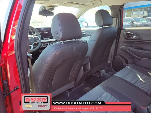 2026 Chevrolet Trax LT - Photo 13