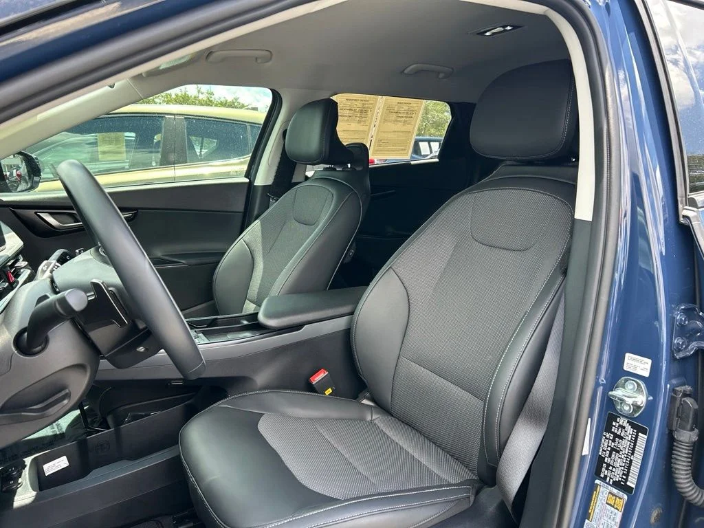 Certified Used 2026 Midnight Black Kia Light image 19