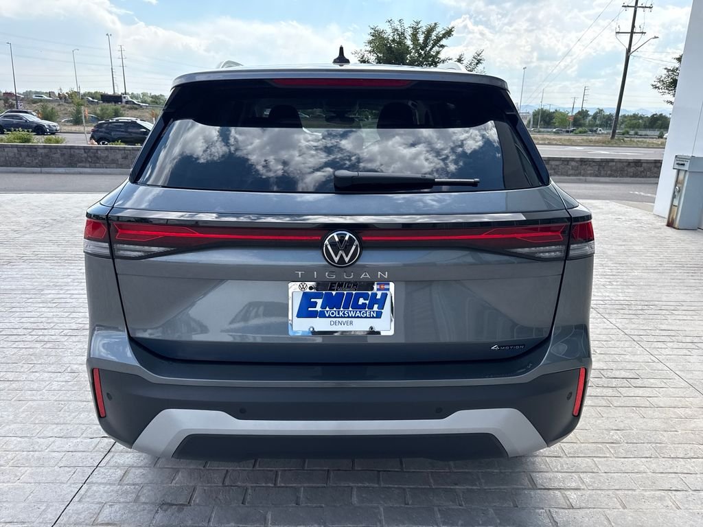 New 2026 Platinum Gray Metallic Volkswagen 2.0T S image 4