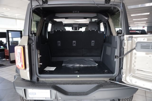 New 2026 Gray Ford Badlands image 12