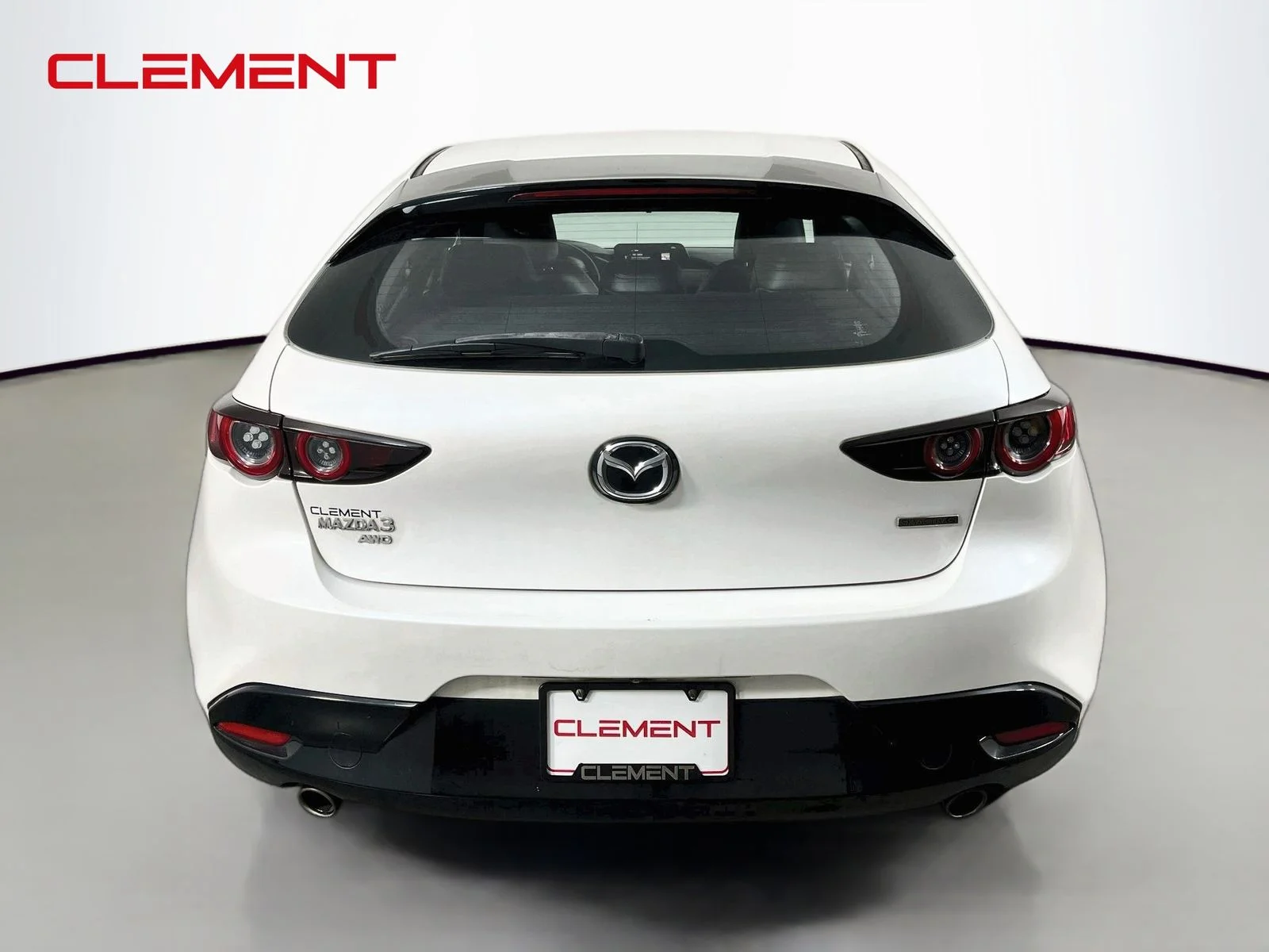 Used 2021 White Mazda Select image 8