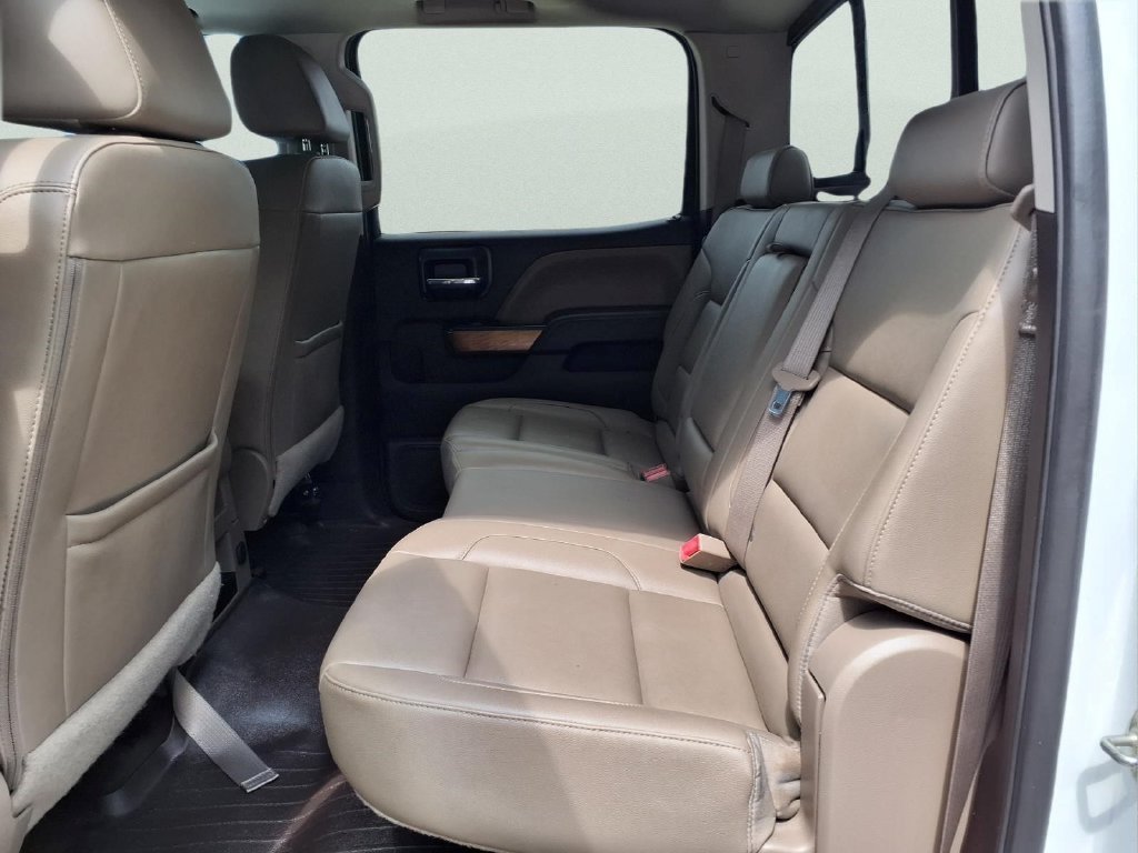 Used 2016 SUMMIT WHITE Chevrolet LTZ image 13
