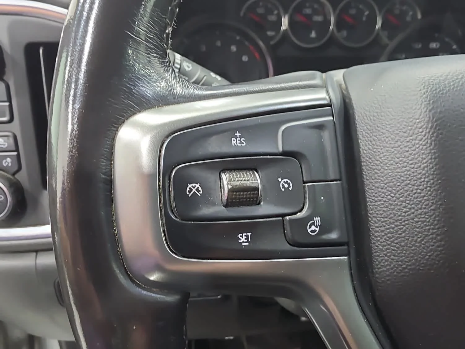 Used 2022 Silver Ice Metallic Chevrolet LTZ image 20