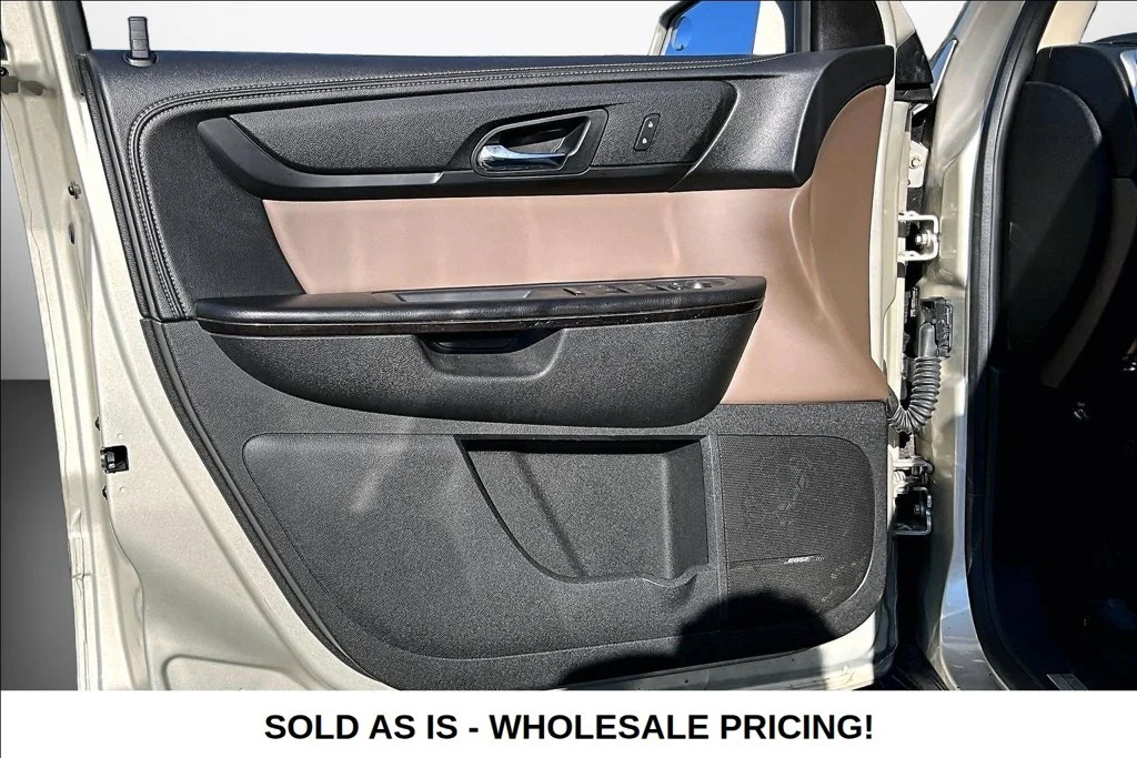 Used 2014 Gold GMC SLT-1 image 22