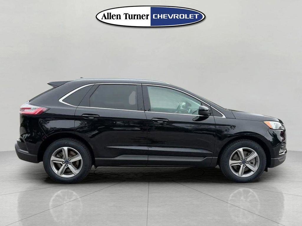 Used 2022  Ford SEL image 3