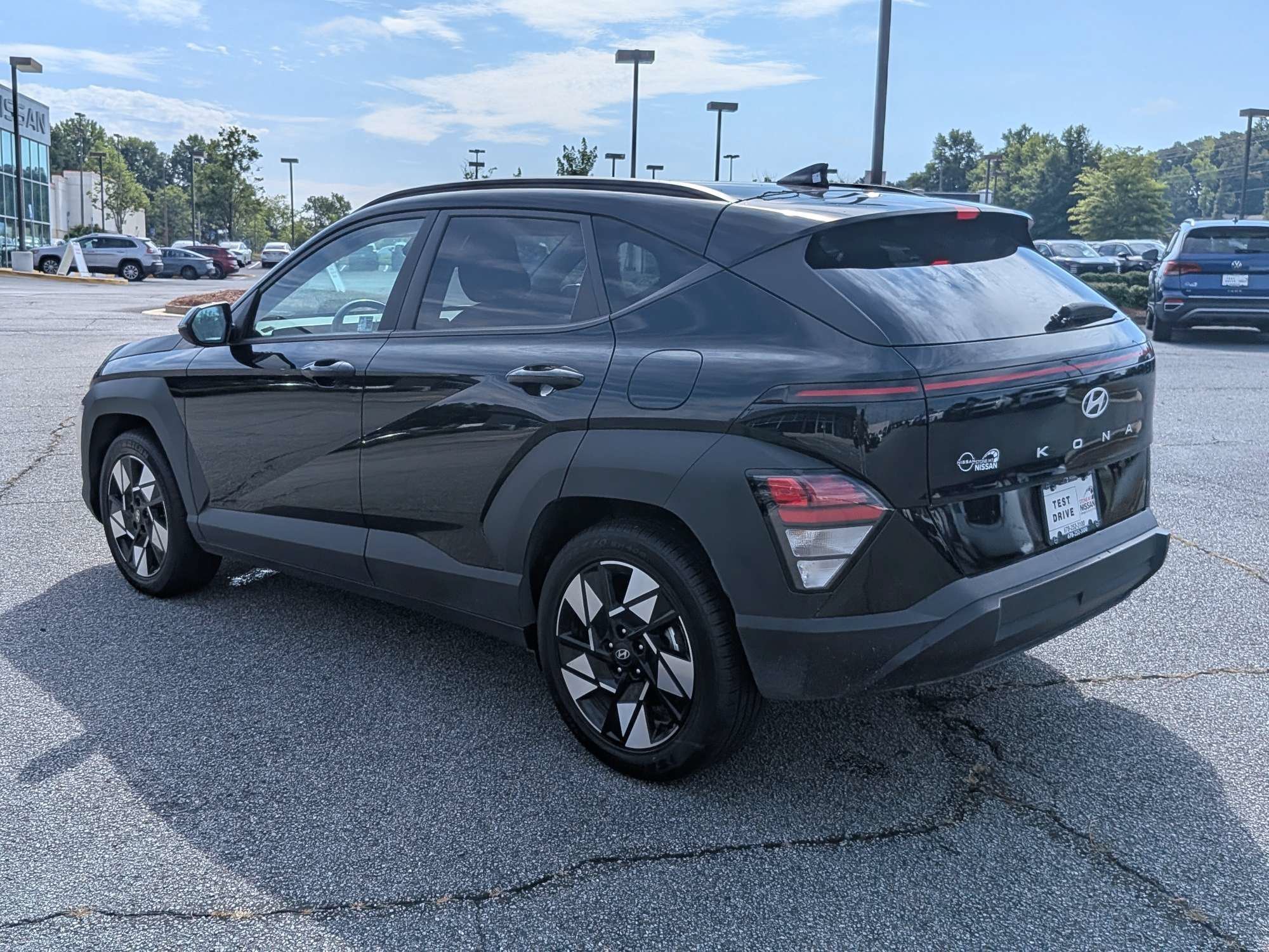 Used 2025 Black Hyundai SEL image 6