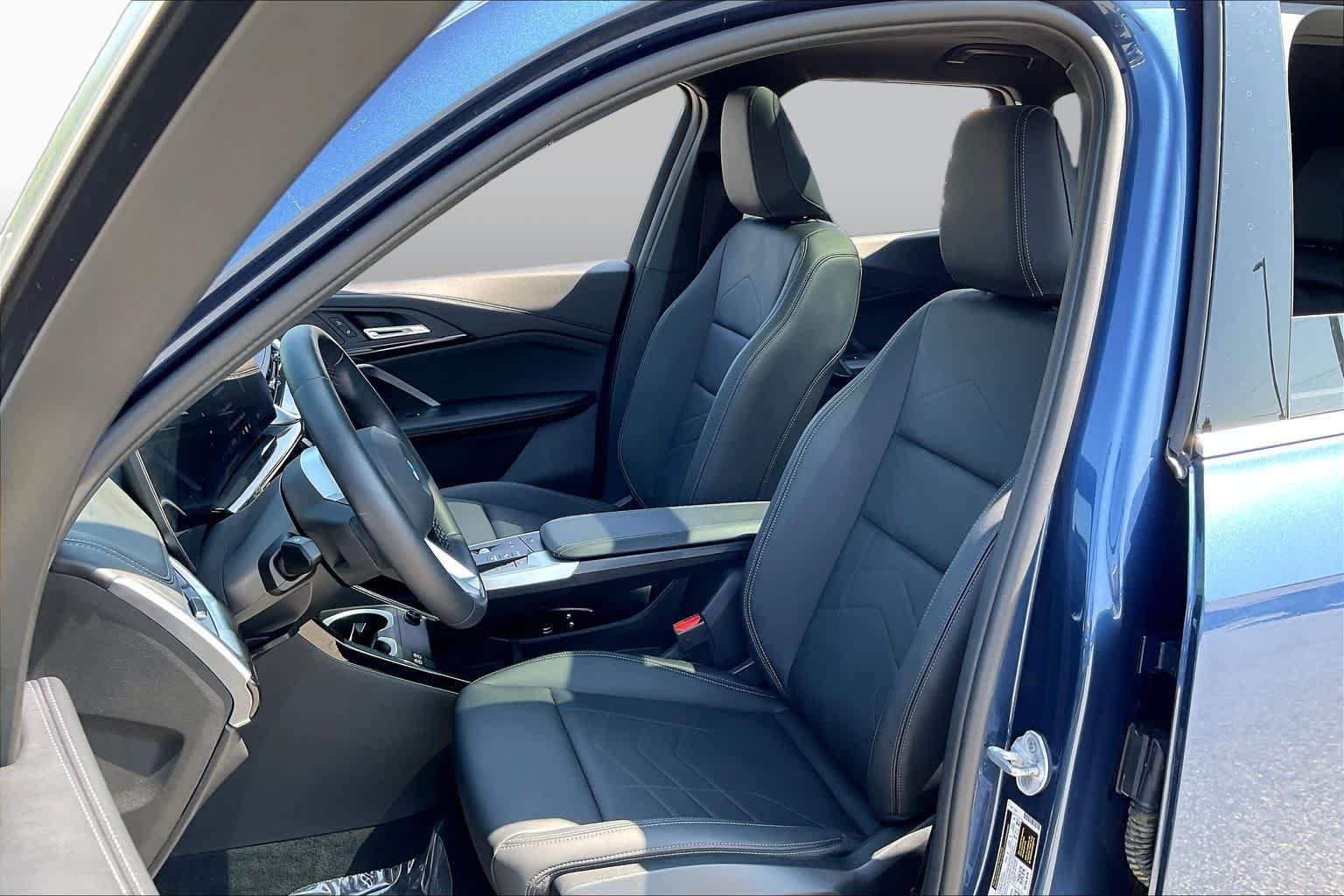 Used 2025 Phytonic Blue Metallic BMW xDrive28i image 7