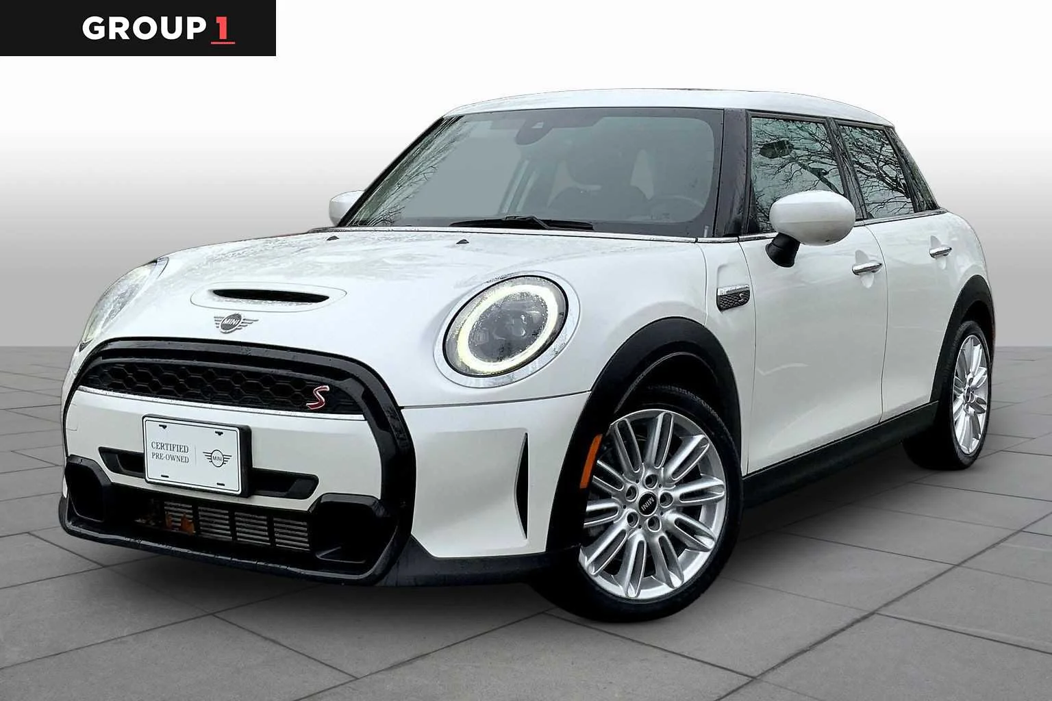 Vehicle Image 1