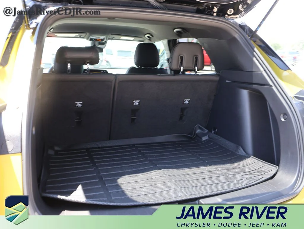 Used 2025 Yellow Chevrolet RS image 15