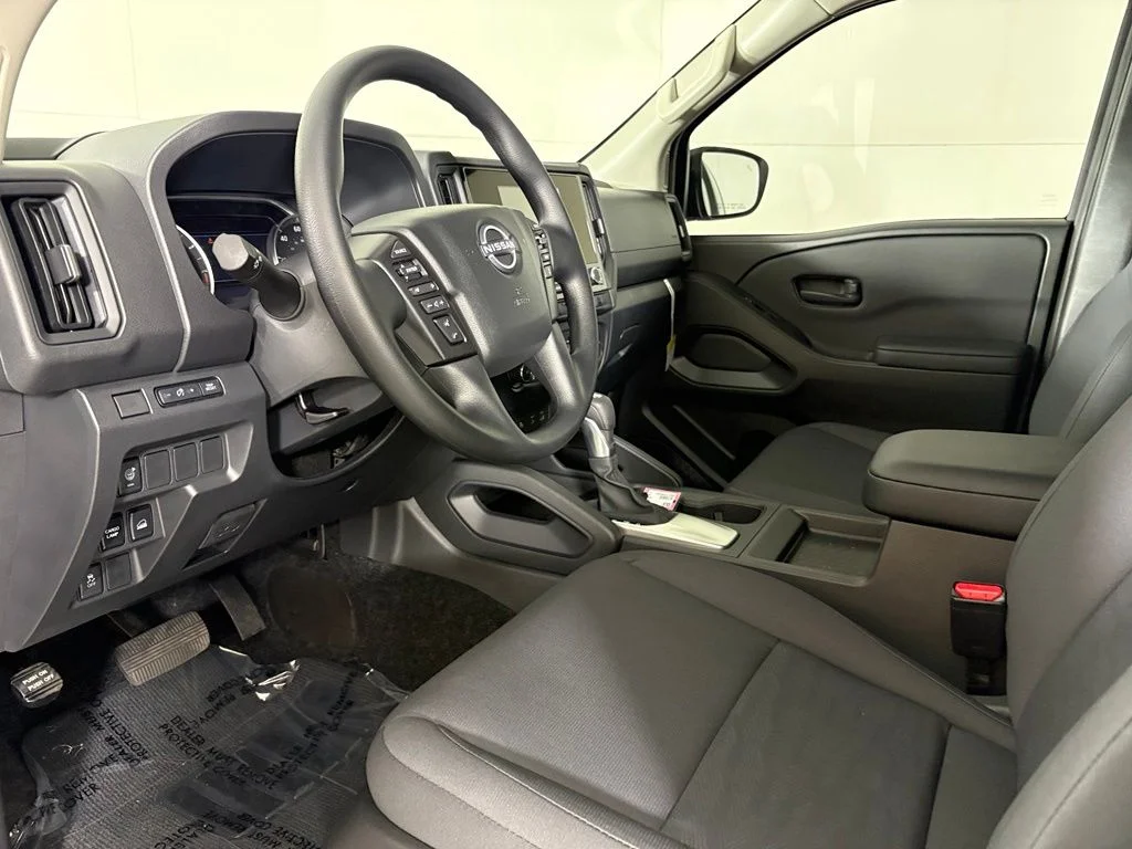 New 2026 Glacier White Nissan King Cab® S image 20
