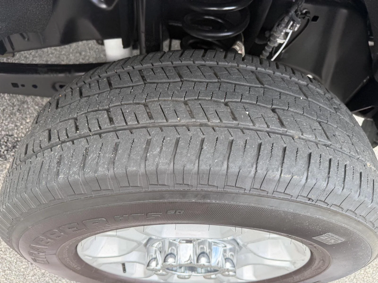 Used 2025 Oxford White Ford XLT image 40