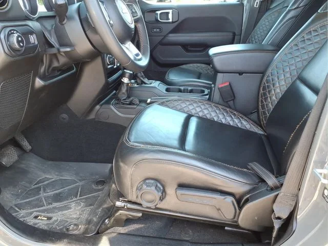 Used 2023 Gray Jeep High Altitude image 18