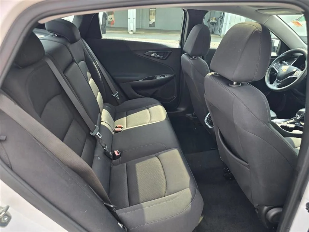 Used 2023 Summit White Chevrolet LT image 12