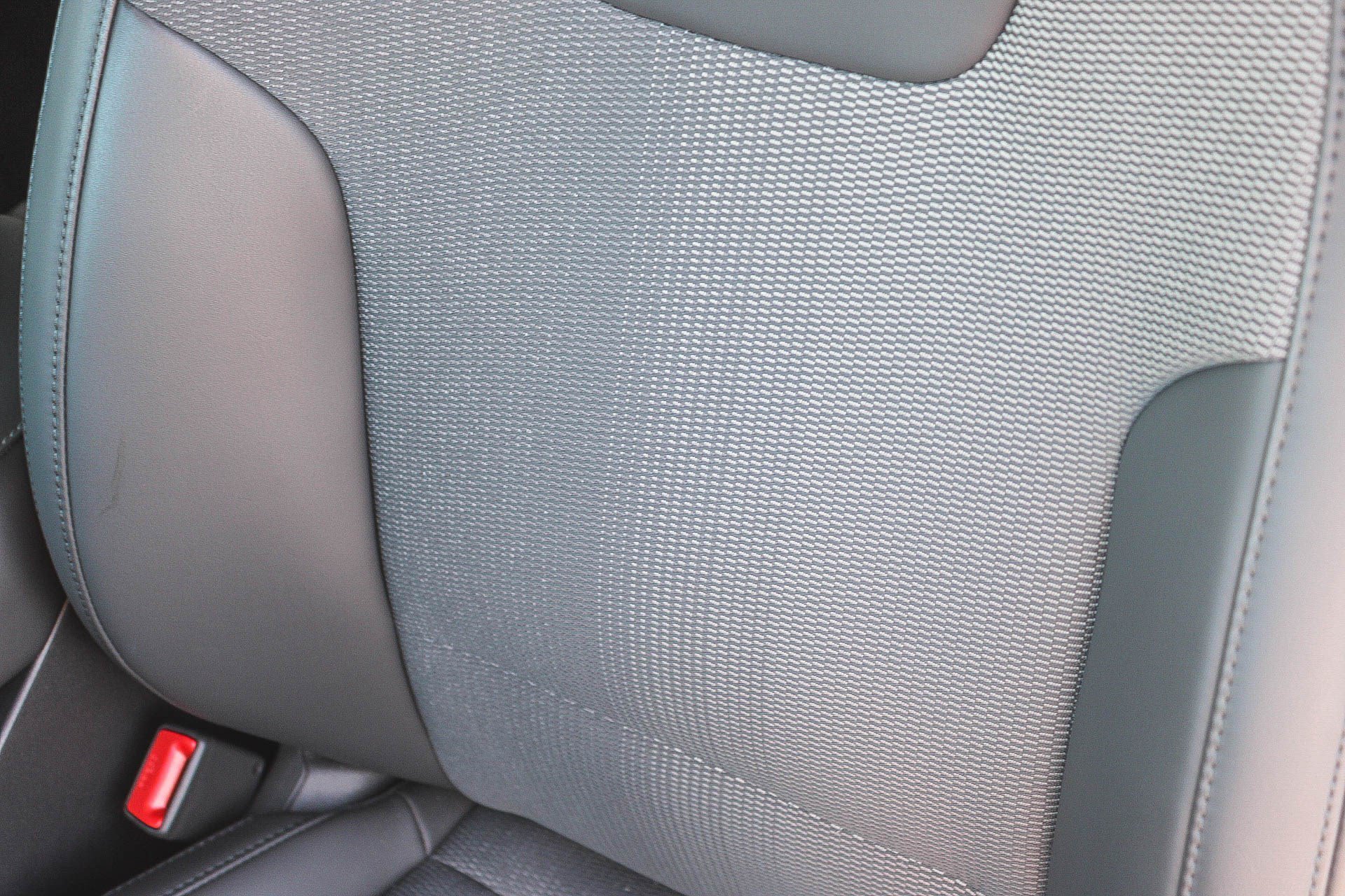 2025 Kia Niro EX - Photo 22