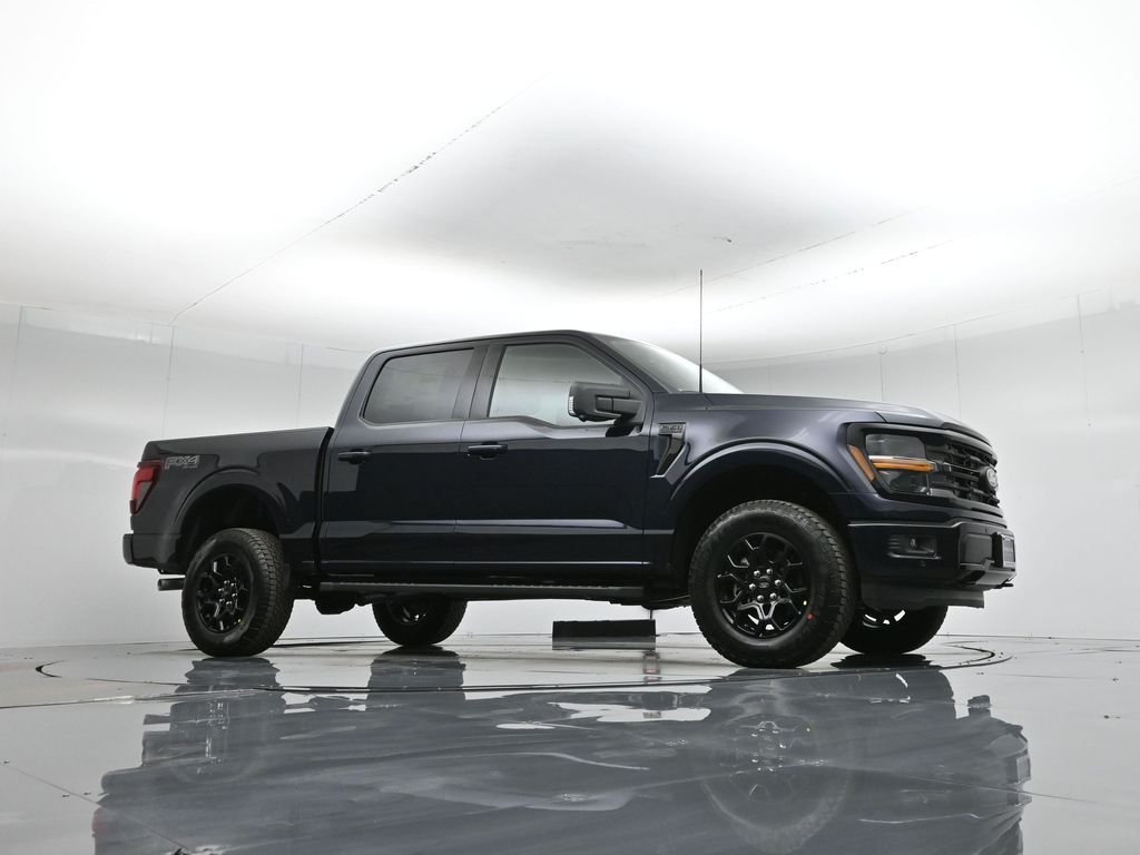 New 2026 Antimatter Blue Metallic Ford XLT image 3