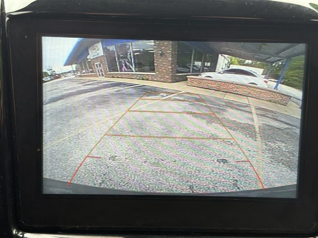 Used 2019  Chevrolet LT image 15
