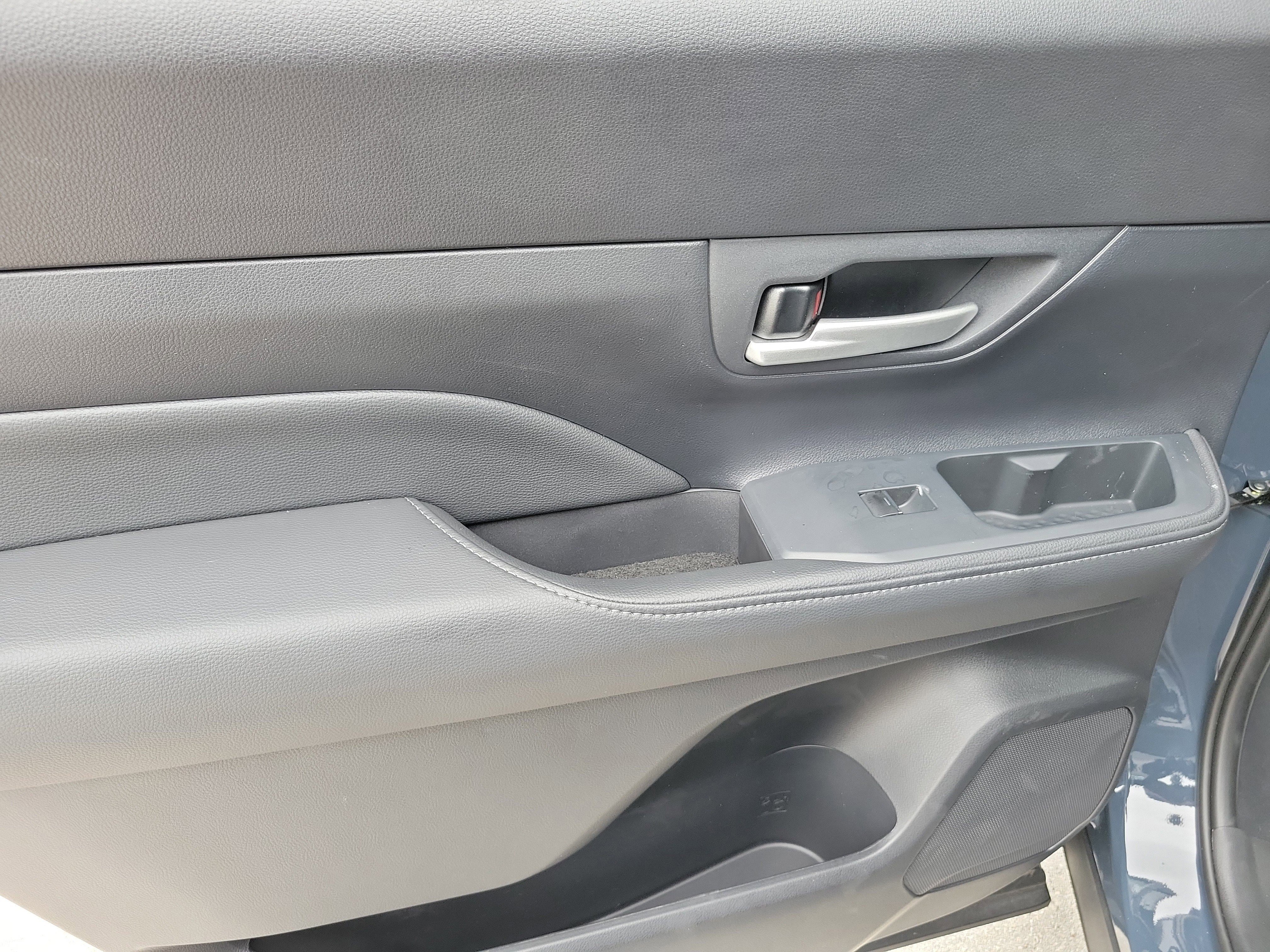 Used 2026 Cloud Toyota XLE image 12