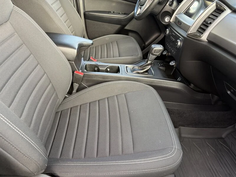 Used 2021 Grey Ford XLT image 7