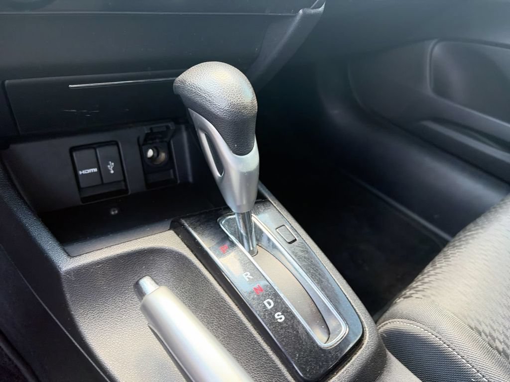 Used 2014  Honda EX image 19