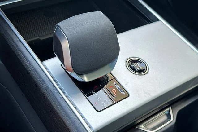 New 2026 Charente Grey Land Rover SE image 20