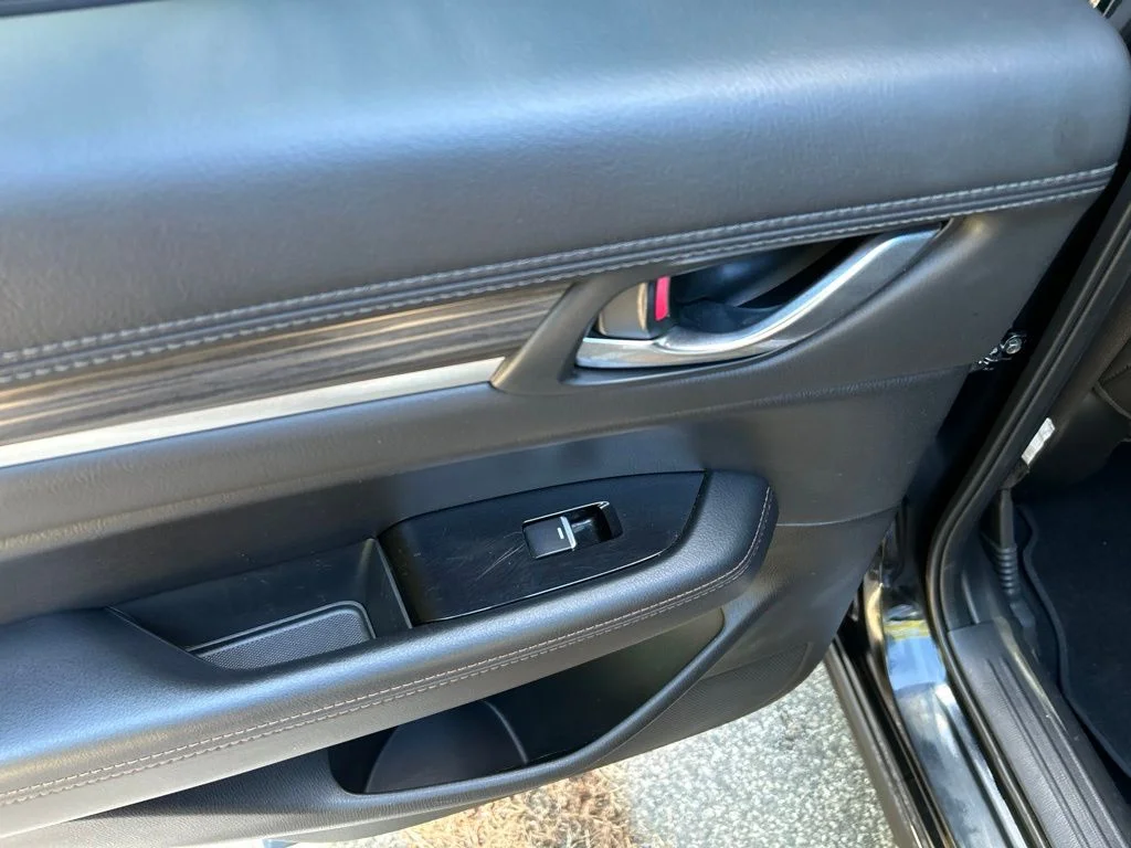Used 2021 Black Mazda Grand Touring image 27