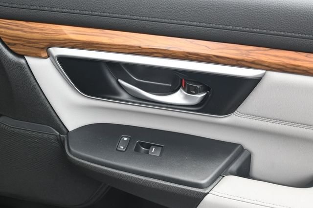 2022 Honda CR-V Touring - Photo 31