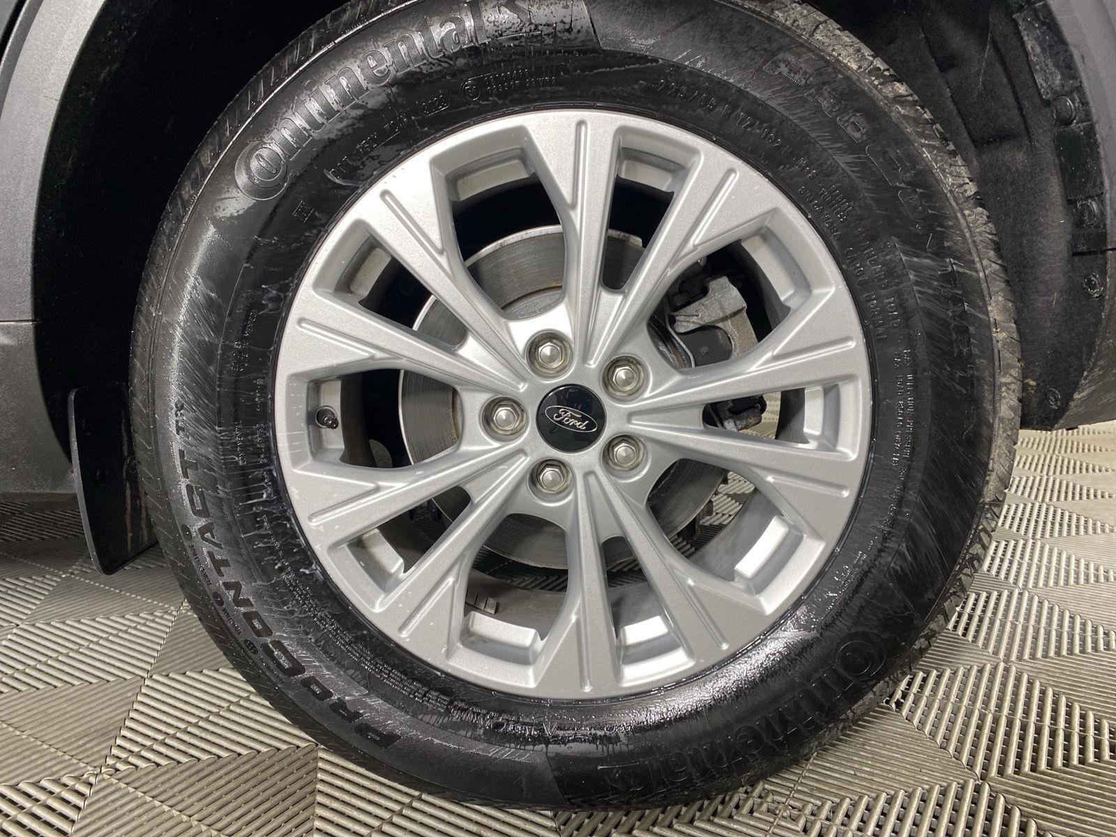 Used 2023 Agate Black Ford Active image 12
