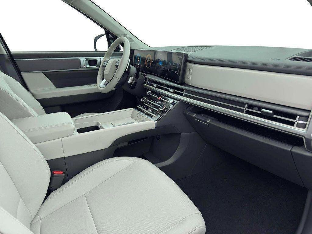 New 2026 Black Hyundai SE AWD image 15
