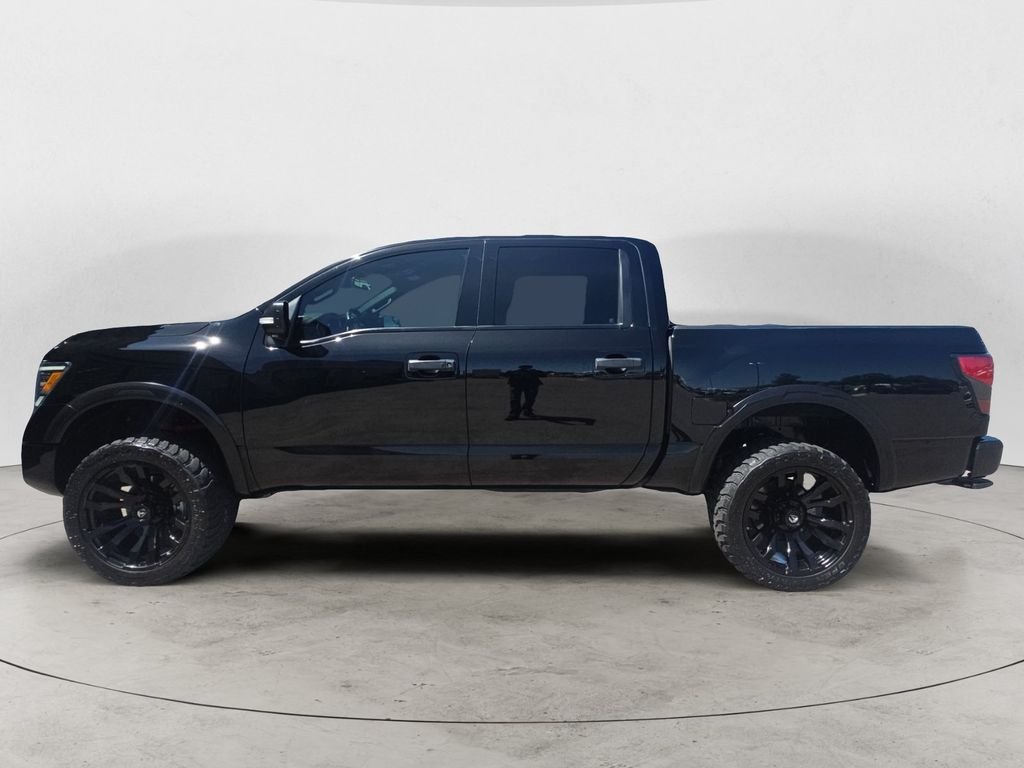 Used 2021 Black Nissan PRO-4X image 8