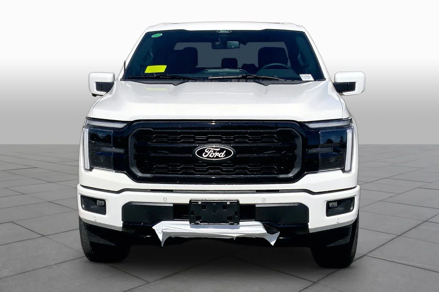 New 2026 Star White Metallic Tri-Coat Ford LARIAT image 2