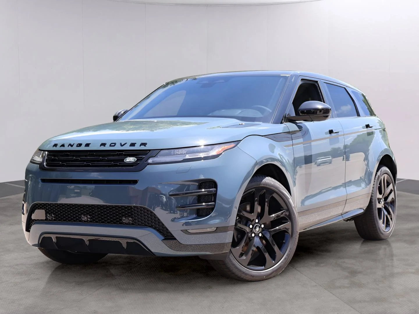 2026 Land Rover Range Rover Evoque
