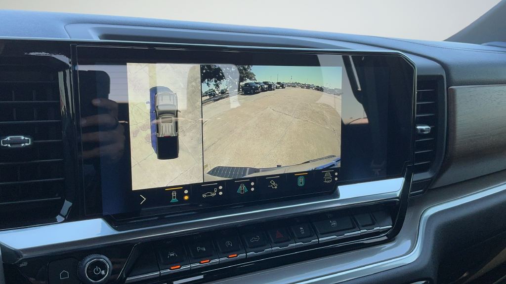 Used 2022 Blue Chevrolet High Country image 12